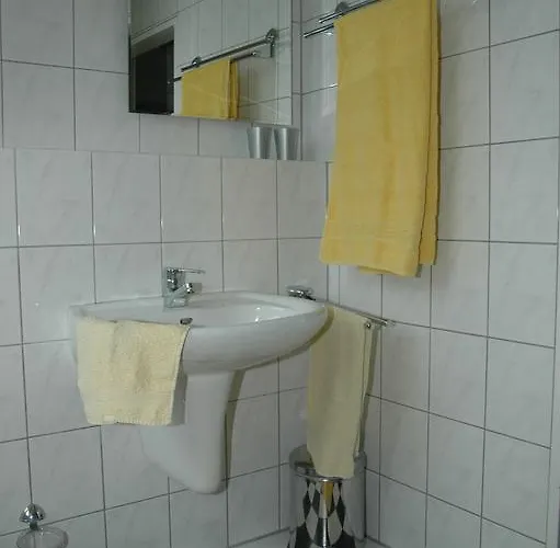 Goecke's Haus Und Garten *